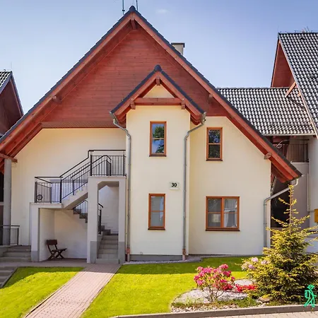 Przy Wyciagu, Myweek Карпач